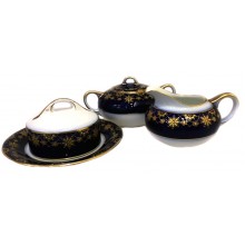 Conjunto de tres peças porcelana alema azul cobalto e branco.